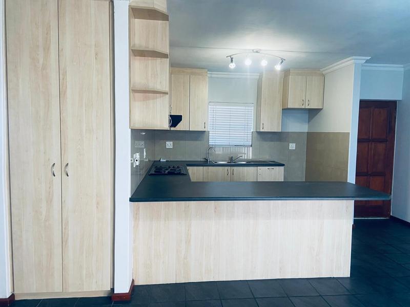 To Let 2 Bedroom Property for Rent in De La Haye Western Cape